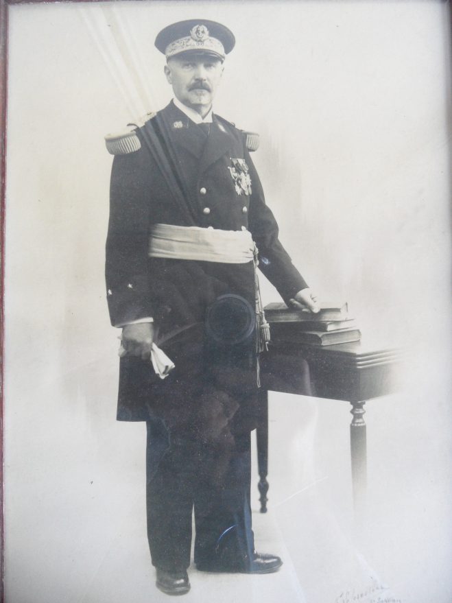 Administrateur Général VIGNOLE